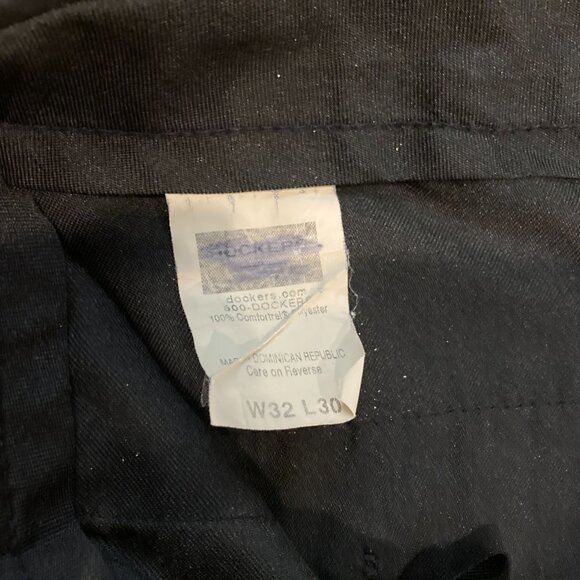 Dockers Men's Pants, Black, 100% Comfortrel Polyester, Pleated, Cuffed - Picture 5 of 12